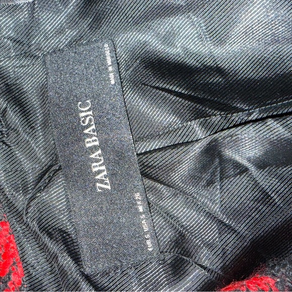 Zara Red and Black Houndstooth Blazer- Size Small- good condition - Picture 2 of 3